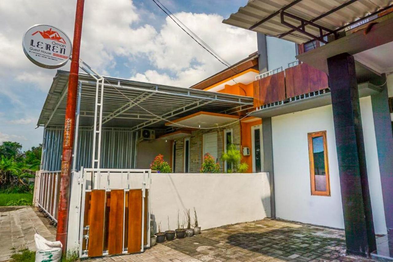 Omah Leren Mitra Reddoorz Near Gembiraloka Zoo Yogyakarta Hotel Exterior photo