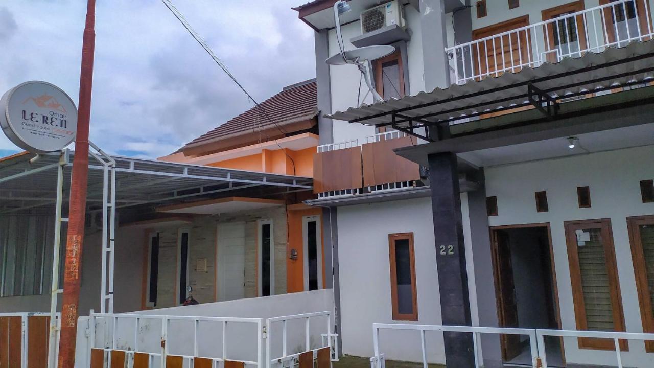 Omah Leren Mitra Reddoorz Near Gembiraloka Zoo Yogyakarta Hotel Exterior photo